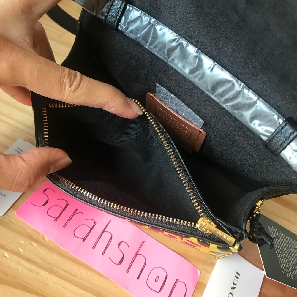 ✅Coach Purse - Picture 10 of 16